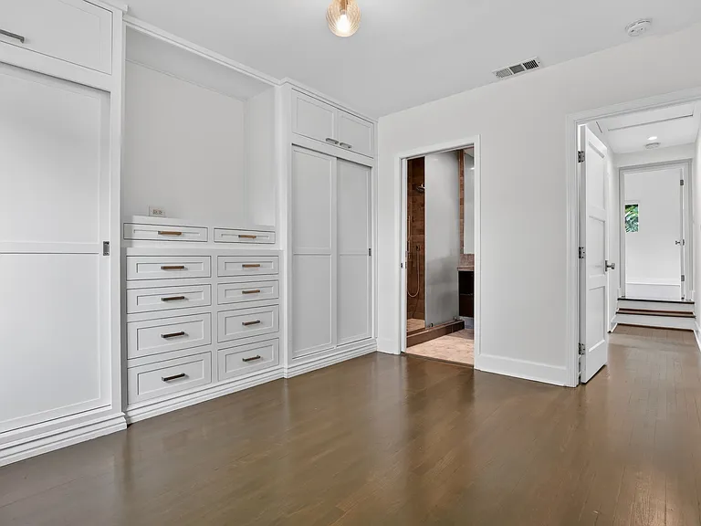 408 Kendall Ave — Photo 14