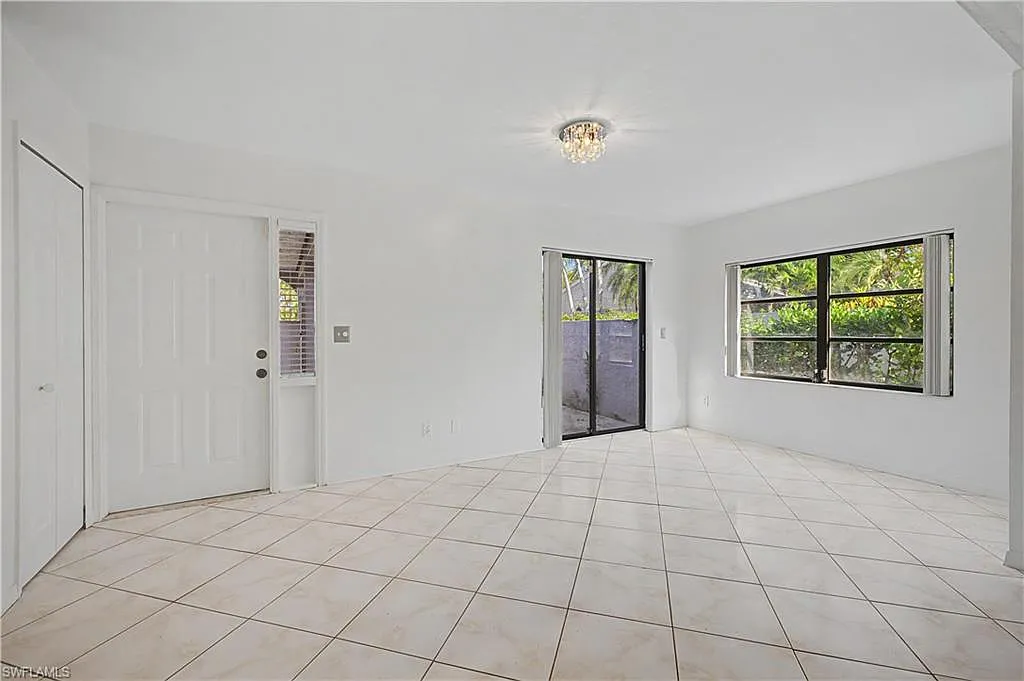 3 bed, 2.0 bath, 1533 sqft, $2,600 — Photo 3