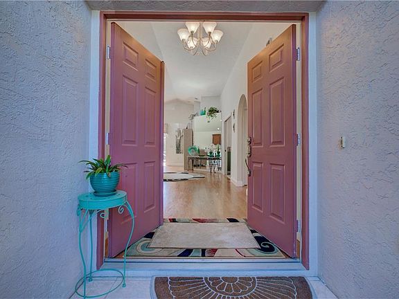 4th image of 4413 Edinbridge Cir #39