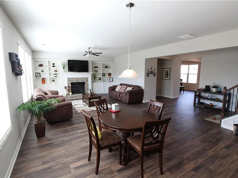 5926 Watersdown Way — Photo 9