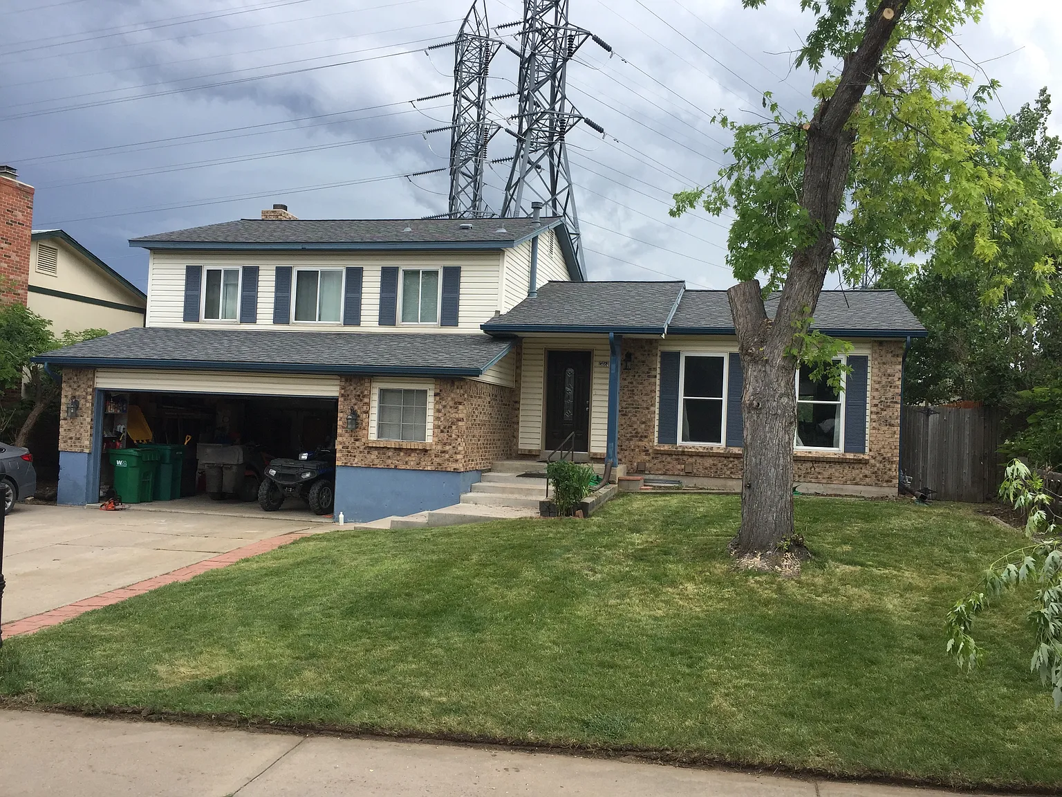 5 bed, 2875 sqft, $700 — Photo 1