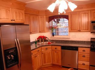 1171 Lindsay Rd, Carnegie, PA 15106