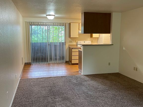 4th image of 12247 NW Cornell Rd APT 202