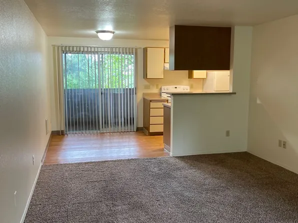 CEDAR MILL VILLAGE APARTMENTS