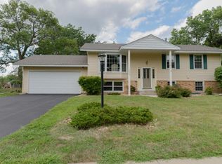 16445 Gerdine Path, Rosemount, MN 55068