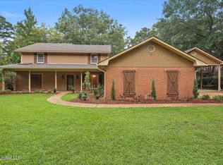 492 Arundel Dr, Brandon, MS 39047