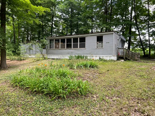 5092 East Dr, Lakeview, MI 48850