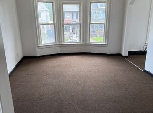 698 Hopkins St, Buffalo, NY 14220