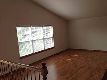 2nd image of 1729 Windward Ave