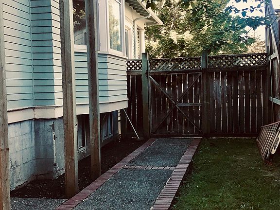 4th image of 3008 N 8th St #3