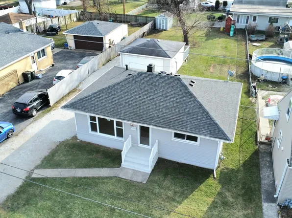 11425 W Grand Ave, Melrose Park, IL 60164