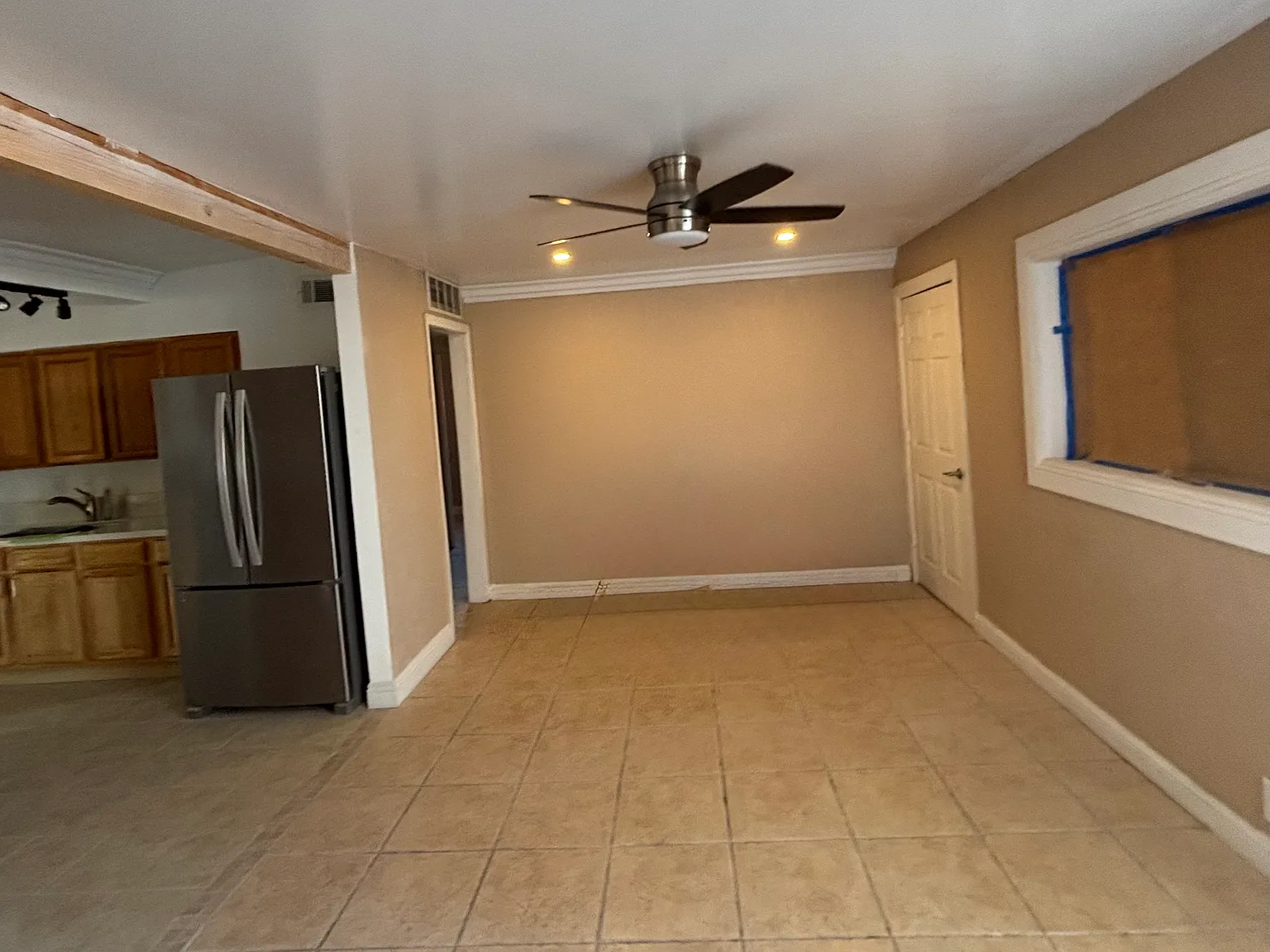 5 bed, 1034 sqft, $1,780 — Photo 4