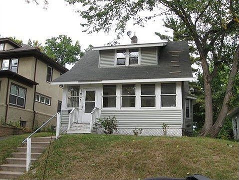2nd image of 1035 5th St E