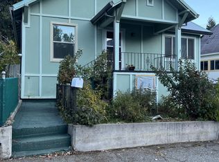 4107 Walnut St, Dunsmuir, CA 96025