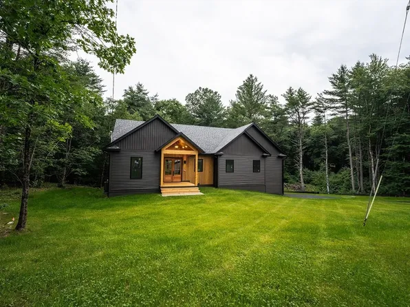 20 Merrifield Rd, Bernardston, MA 01337