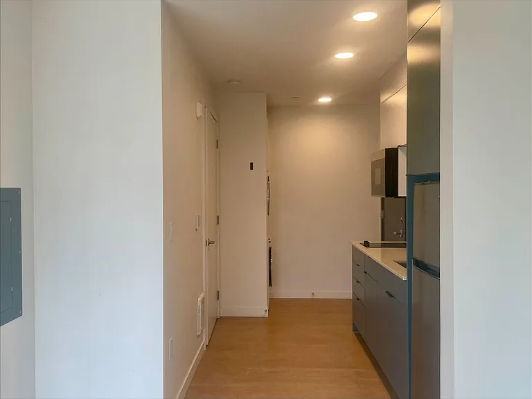 Sora Apartments — Photo 9