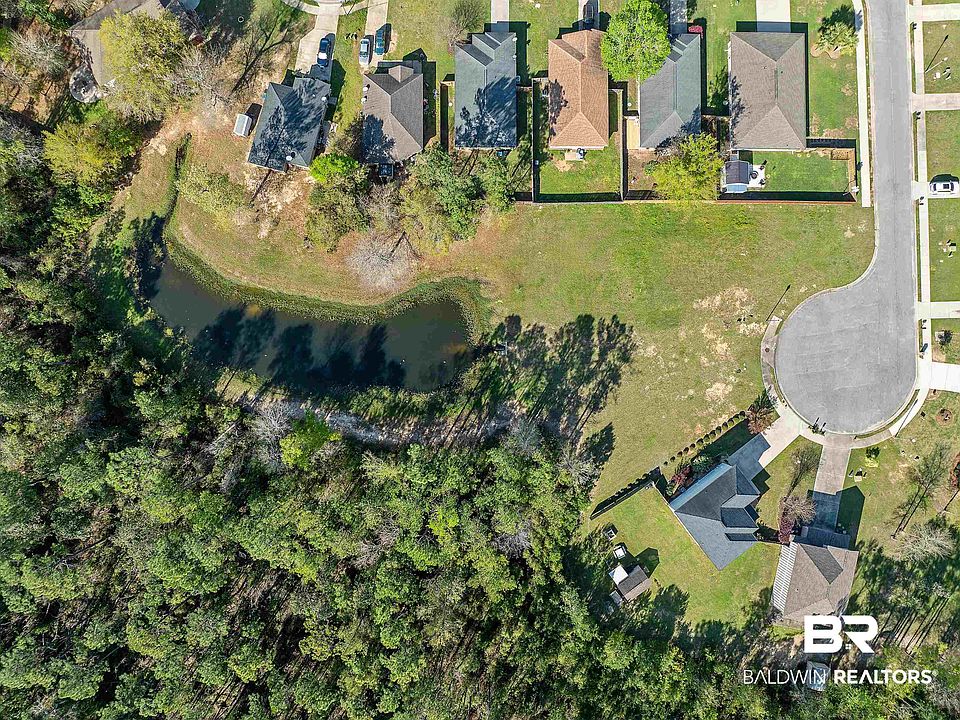 2nd image of 24 Trey Ln
