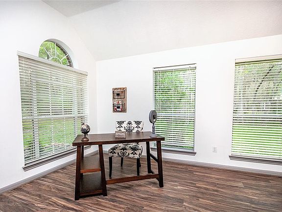 5th image of 28711 Misty Oaks Dr