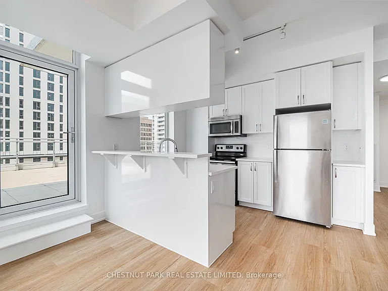 68 Merton St #805 — Photo 7