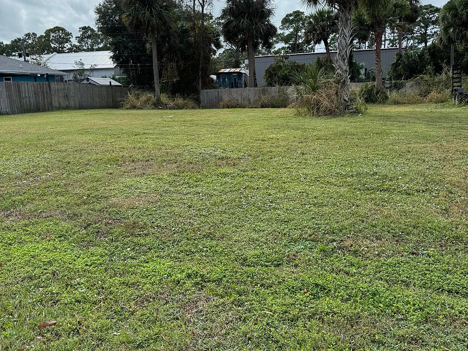 1st image of 2340 Fern Palm Dr