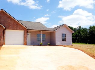 317 James Raymond Ct, Wellford, SC 29385