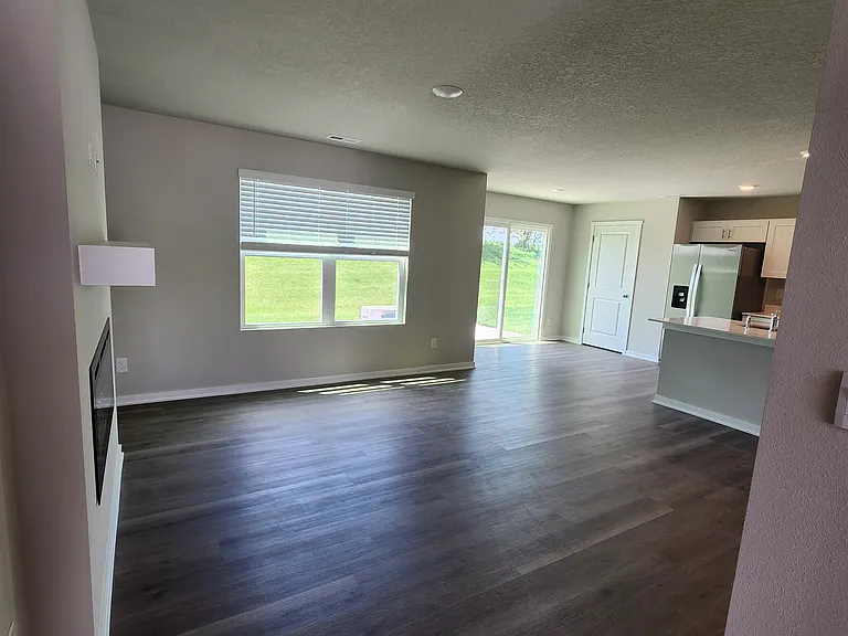 20511 Margo St — Photo 5