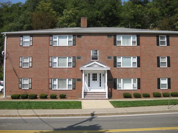 90 Sylvan St #10, Melrose, MA 02176