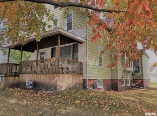 1037 N Seminary St, Galesburg, IL 61401