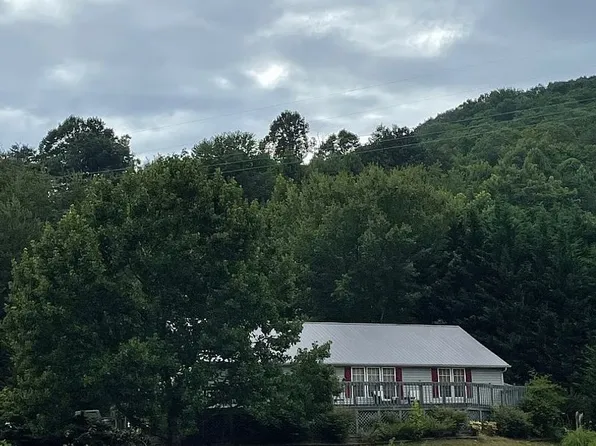 33 Miranda Knl, Leicester, NC 28748