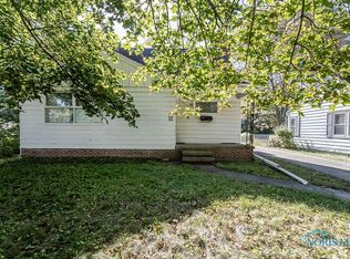 204 W 8th St, Perrysburg, OH