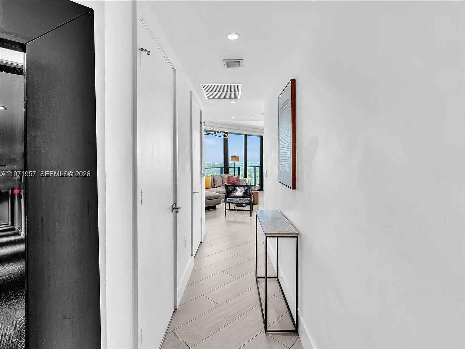 3401 Midtown Condo — Photo 3