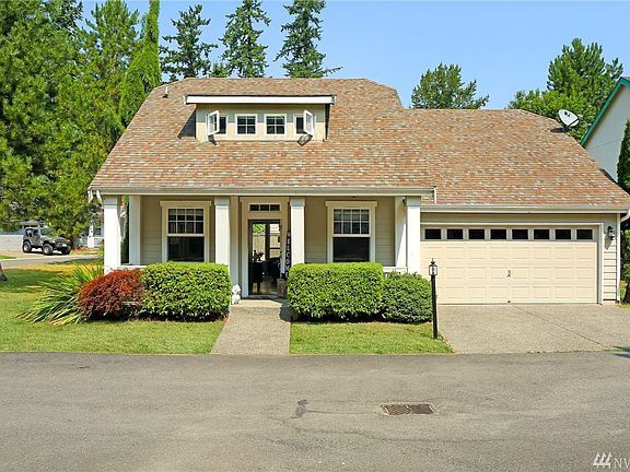 2nd image of 8216 23rd Pl NE