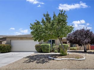 13533 Fox Point Rd, Victorville, CA 92392