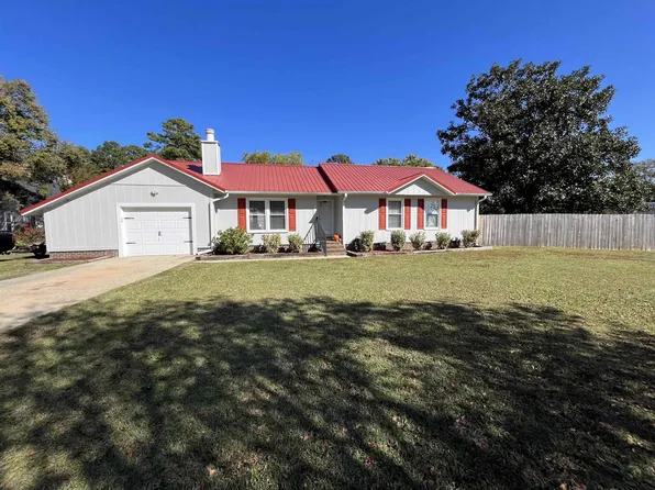 1817 Berriedale Dr, Fayetteville, NC 28304