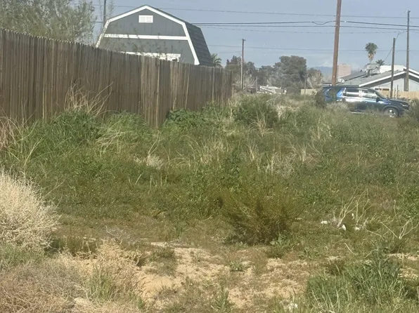 W Vulcan Ave, Ridgecrest, CA 93555