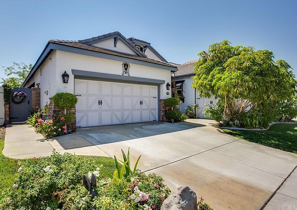 2nd image of 35709 Abelia St