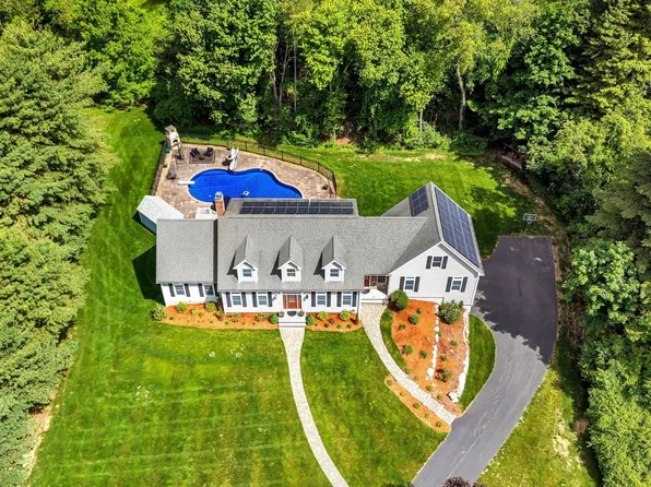 140 Winch St, Framingham, MA 01701