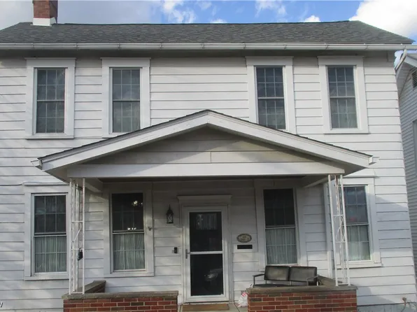 131 Cherry St, Barnesville, OH 43713