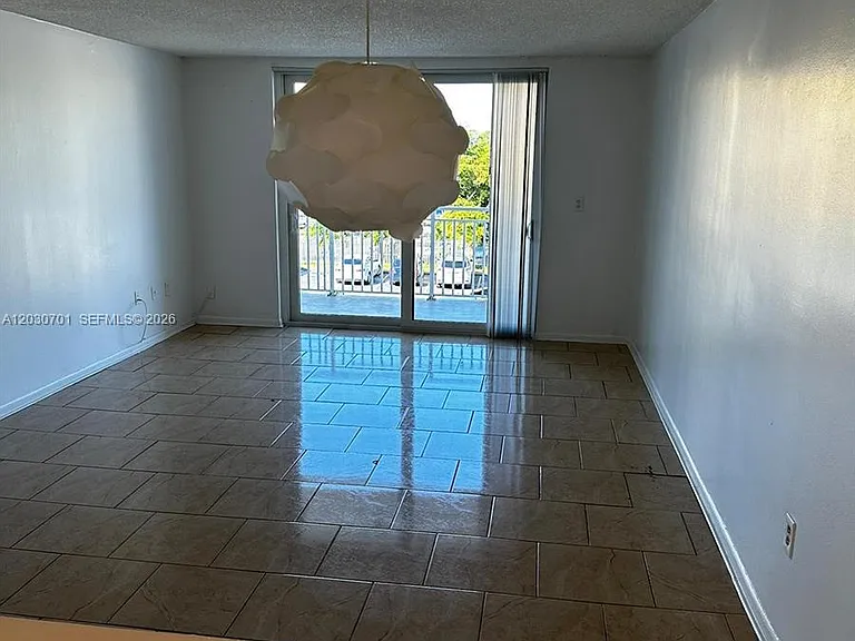 6950 Miami Gardens Dr #2304 — Photo 8