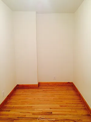 Rented by City Connections Realty | media 35