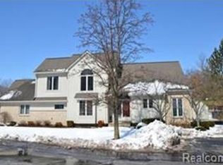 424 Covington Ct #75, Northville, MI 48168