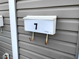 1811 49th Ave #7, Lloydminster, SK S9V0Z3