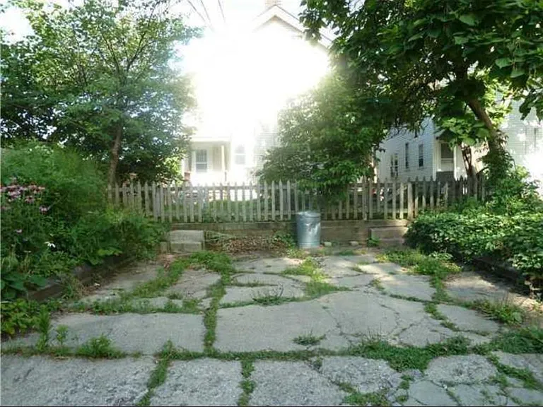 2658 Deming Ave — Photo 4