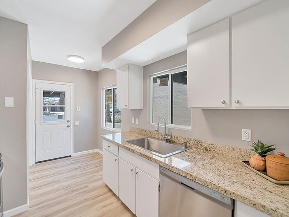 4th image of 1308 S Desert Meadows Cir