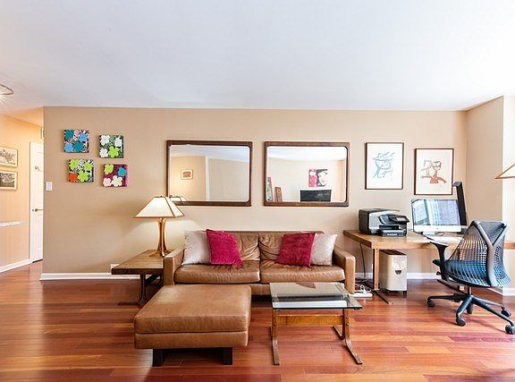 4th image of 777 N Michigan Ave APT 909
