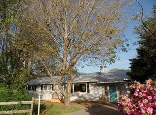 60 Riverview Ln, Dillard, GA 30537