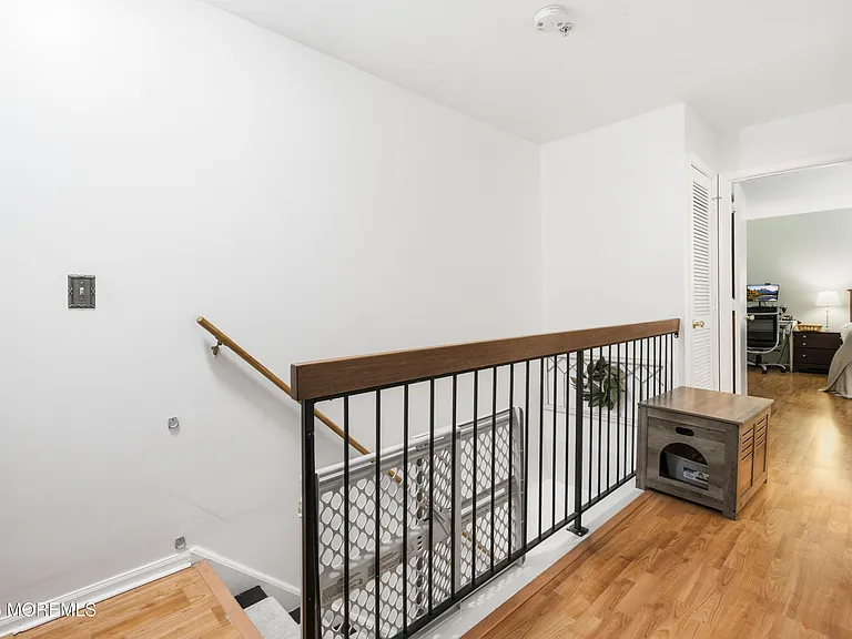 409 Schley Ave #409 — Photo 7