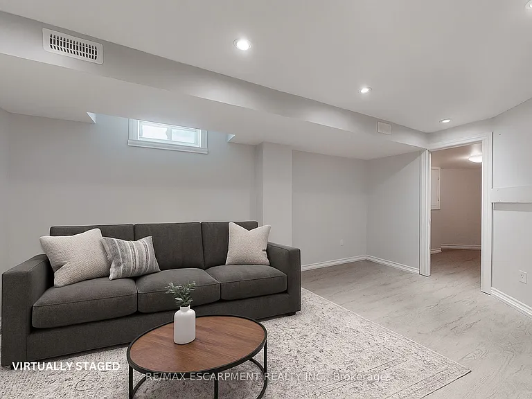 5134 Des Jardines Dr — Photo 25