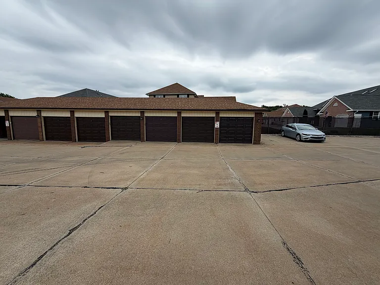 8595 Scenicview Dr #202 — Photo 5