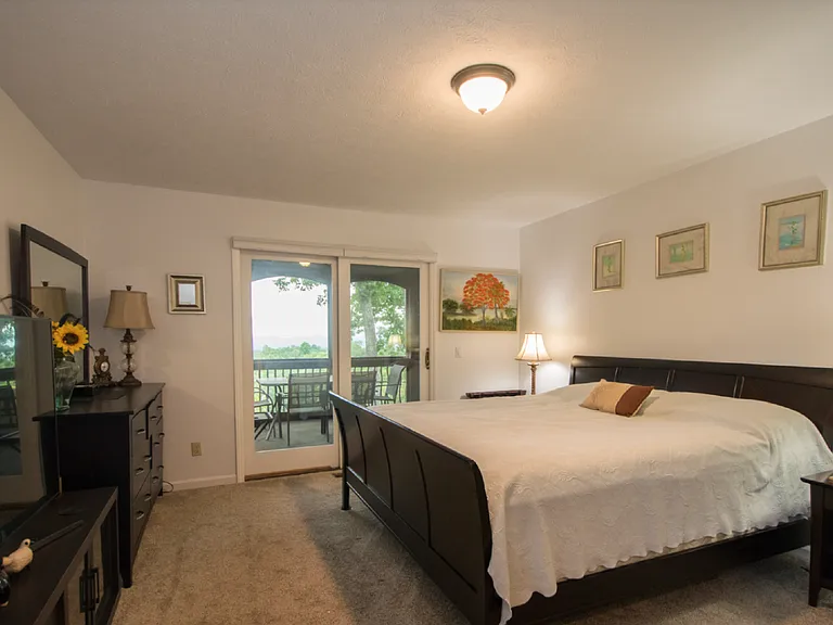 108 Jenny Lind Dr — Photo 12